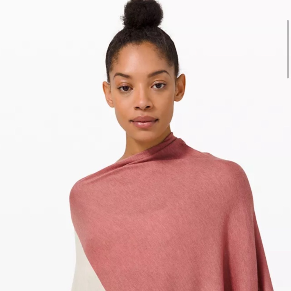 New lululemon yin poncho